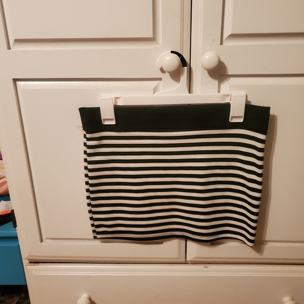 Body central skirt